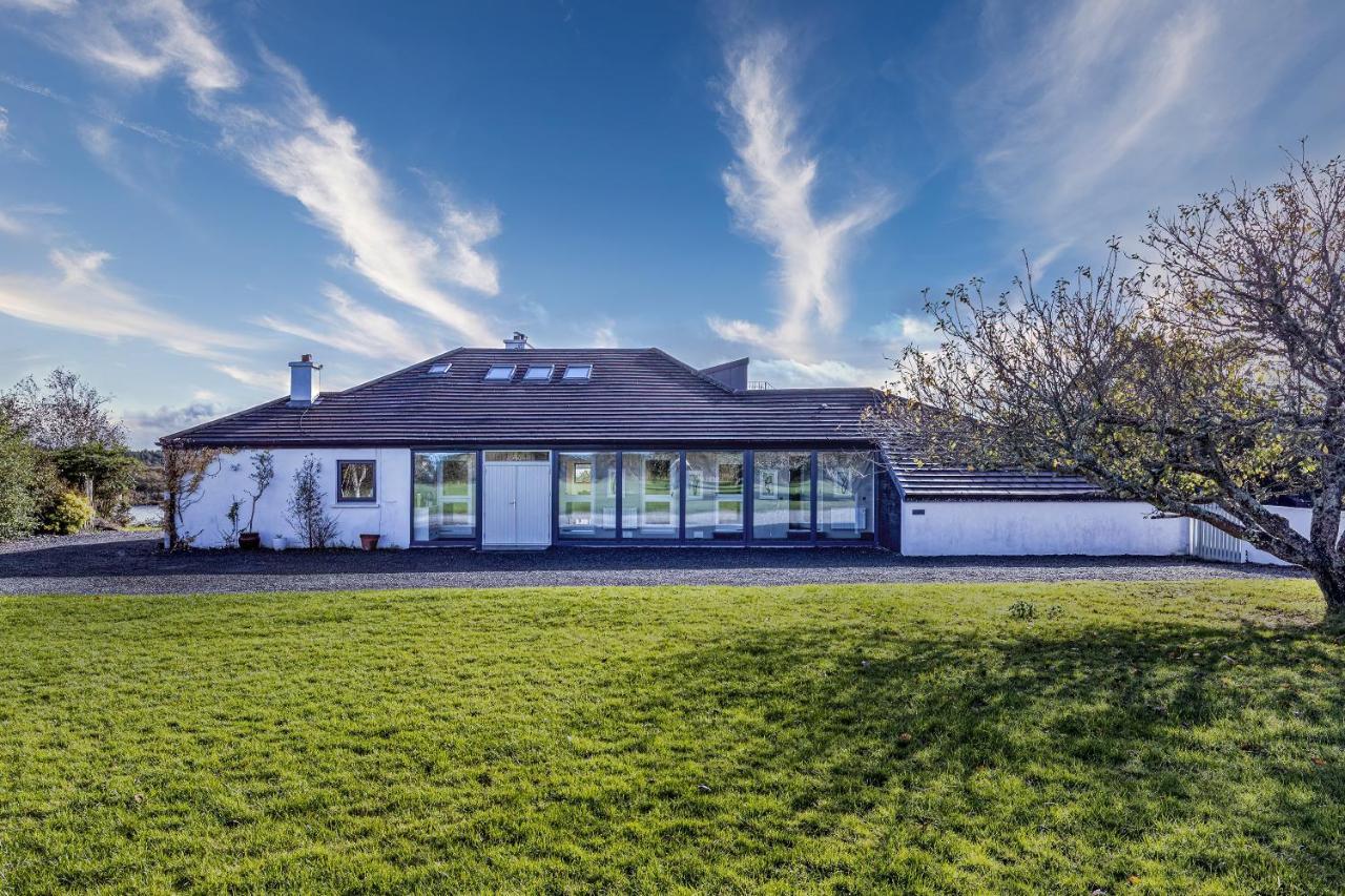 'Aghinish Rocks' - Lakeshore Frontage Ballinrobe Exterior photo